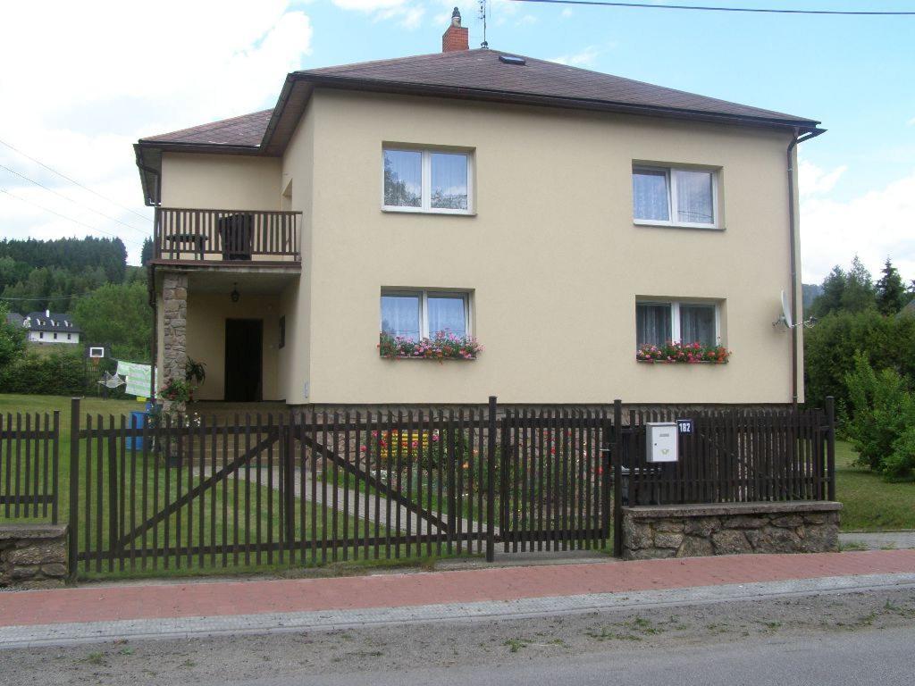 Apartment Vysocina Svratka Rum bild